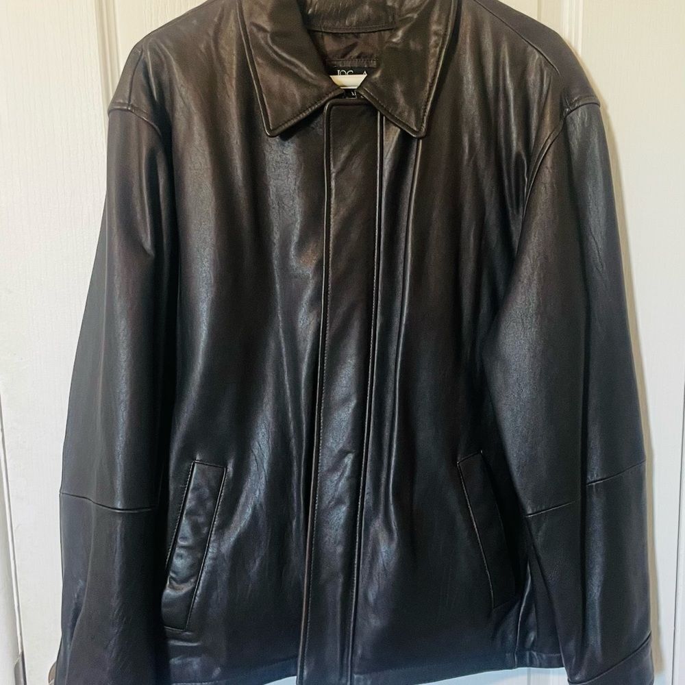 🛍️Jos. A Banks Brown Leather Bomber in Xtra Large